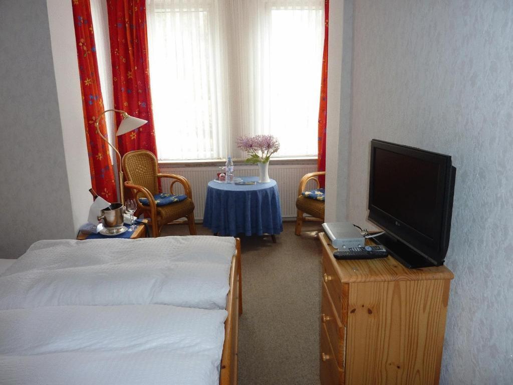 Hotel Waldschloesschen Plein Εξωτερικό φωτογραφία